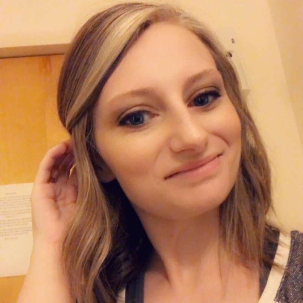 Meet your Posher, Lori